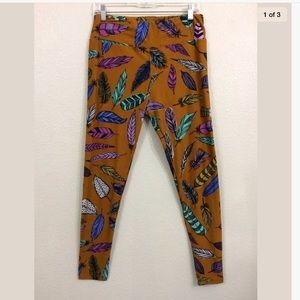 Lularoe TC Leggings Mustard Feather Design